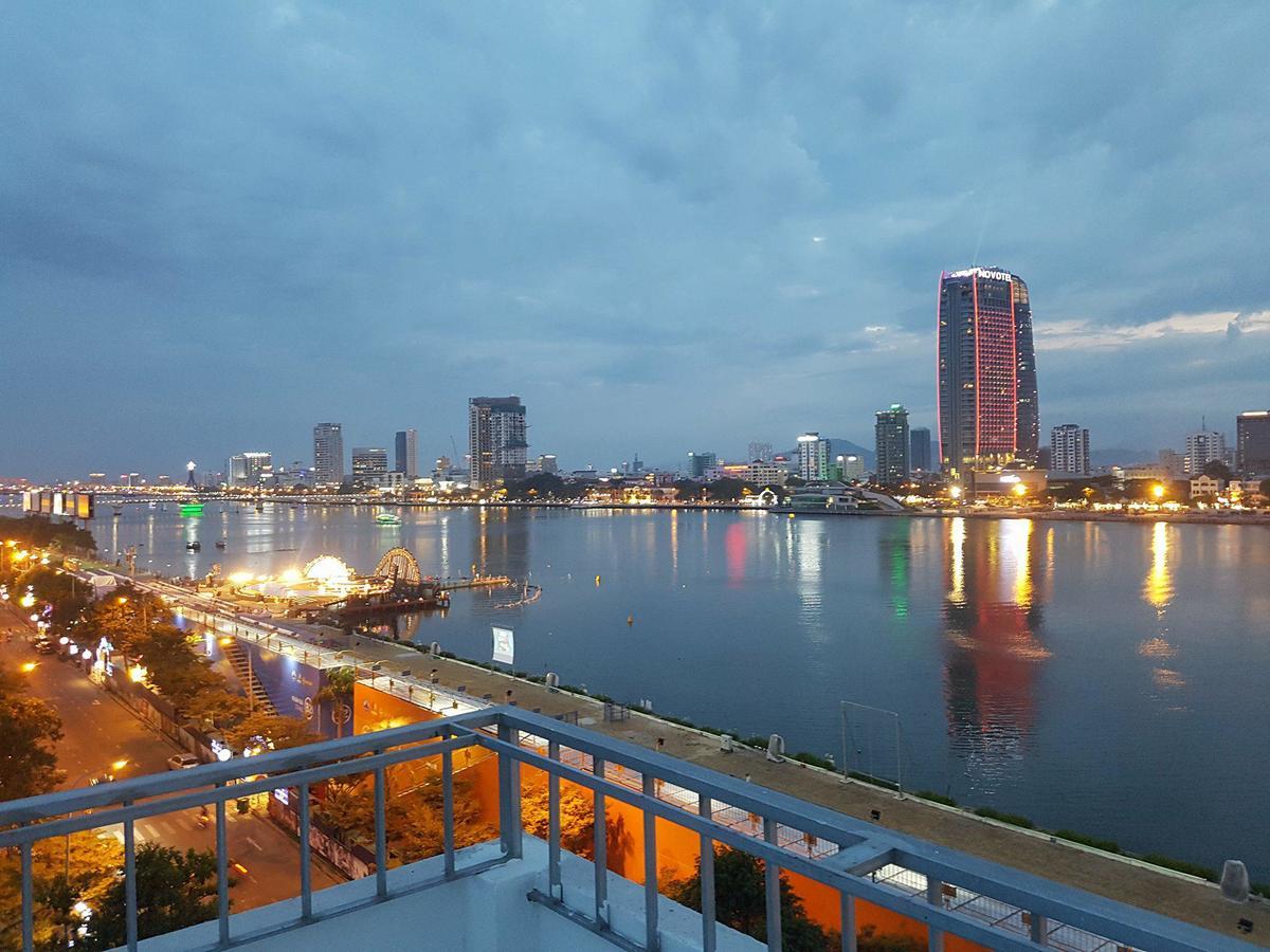Vitalis Riverside Hotel Дананг Екстер'єр фото