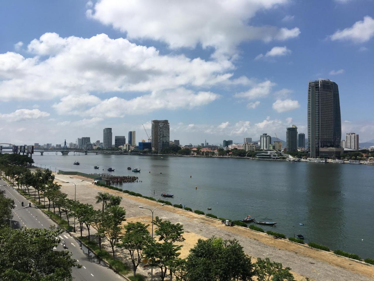 Vitalis Riverside Hotel Дананг Екстер'єр фото